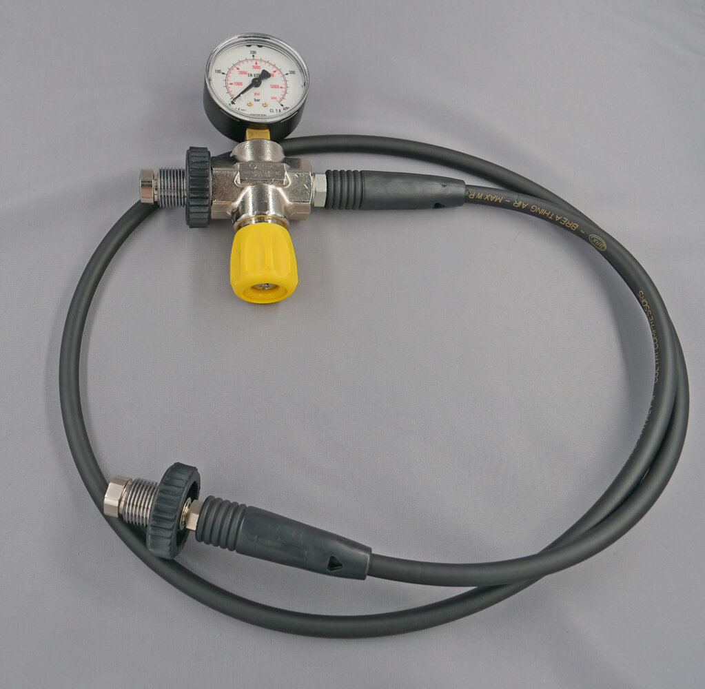 Überströmschlauch für Sauerstoff mit Digitalmanometer bis 350bar 